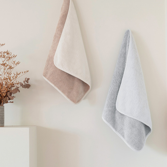 Graccioza Bicolore Towels - Customizable Embroidery