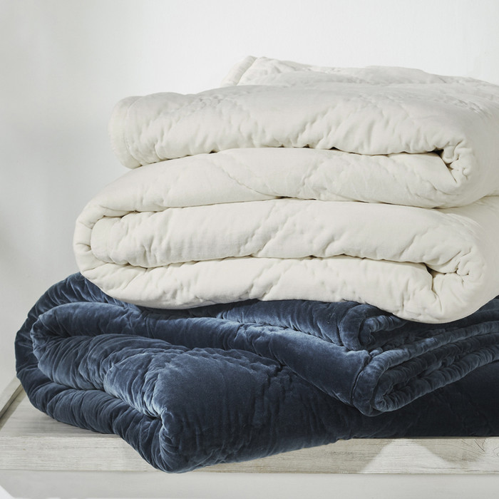 Ellora Casa by India's Heritage Georgia Velvet Quilt