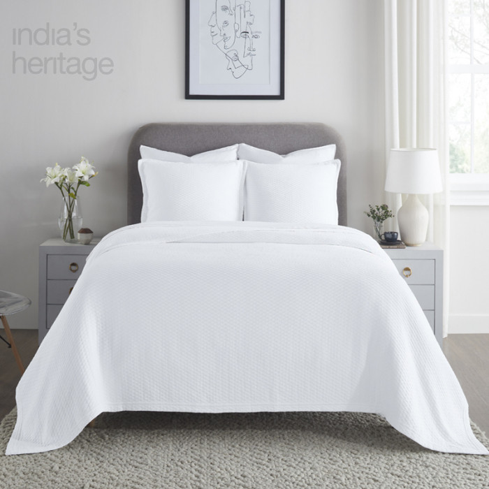 Ellora Casa by India's Heritage Diamond Coverlet in White
