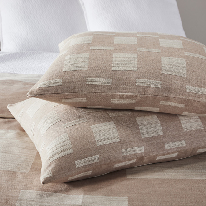 Ellora Casa by India's Heritage Aiden Duvet Cover in Blush