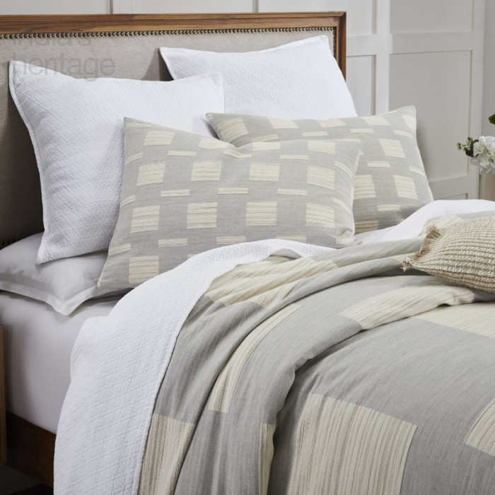 Ellora Casa by India's Heritage Aiden Duvet Cover in Blush in Grey