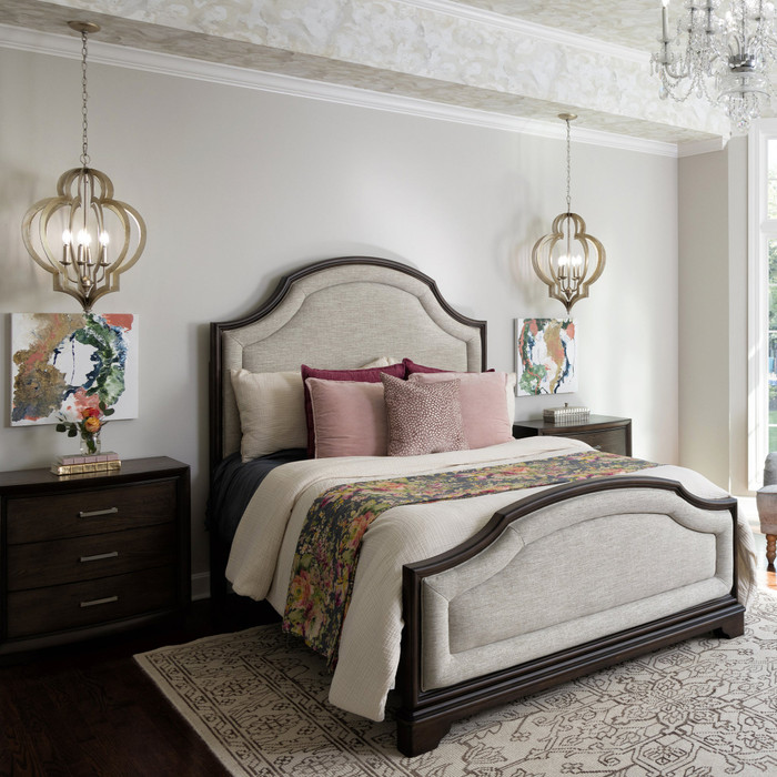 Medium Vertigo Chandelier in Silver Leaf by Cyan Design