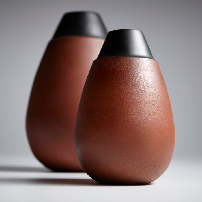 Large Regent Vase in Flamed Copper by Cyan Design