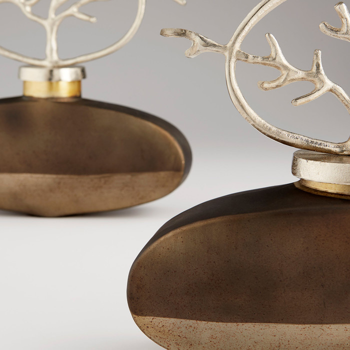 Small Round Viewleaf Sculpture in Black Onyx And Nickel by Cyan Design