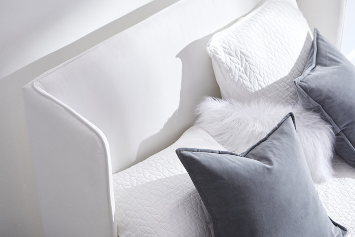 Essentials For Living - Stewart Cal King Bed in LiveSmart Peyton-Pearl