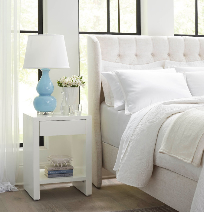 Villa & House - Morgan Grasscloth 1-Drawer Side Table, Chiffon White