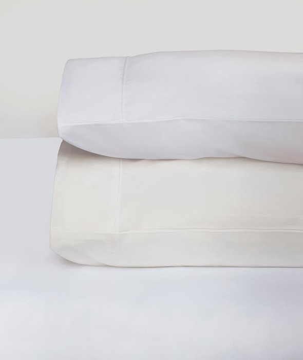 Simply Percale Pillowcase by Bovi