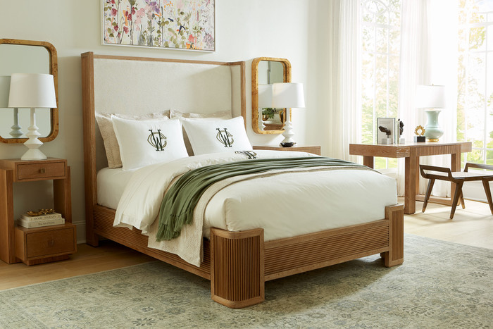 Villa & House - Atlas King Bed, Soft Glow Oak