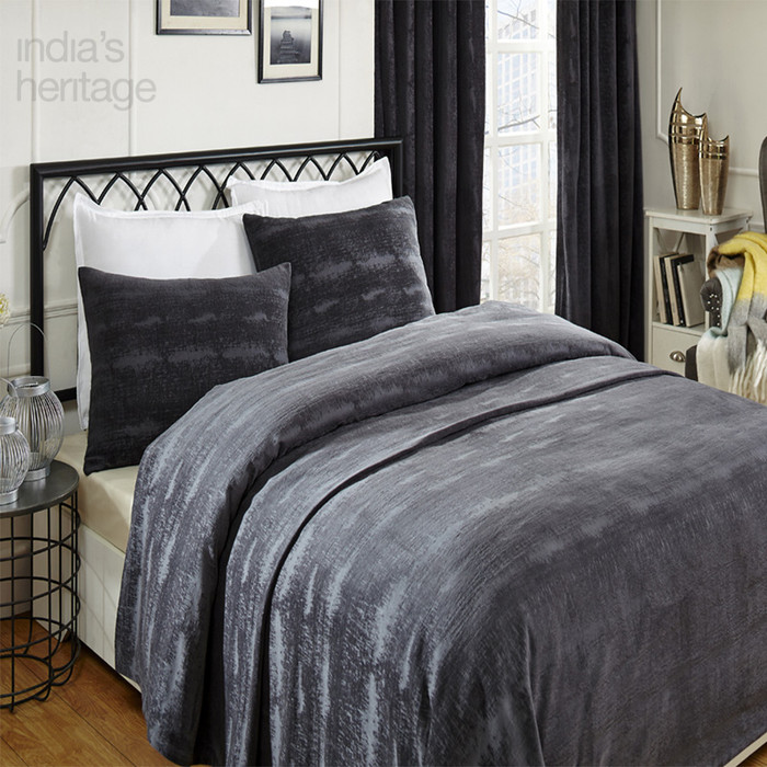 Ellora Casa by India's Heritage Distressed Velvet Shams in Black