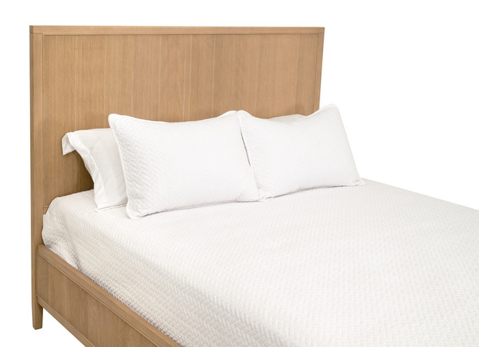 Essentials For Living - Highland Queen Bed, Natural Oak