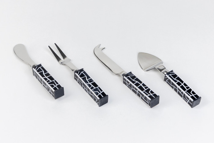 Go Home Ltd - Manhattan Cheese Set