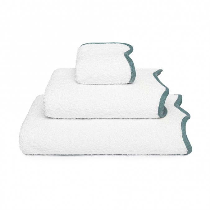 Portobello Scalloped Towel DEEP SEA 15020 by Graccioza