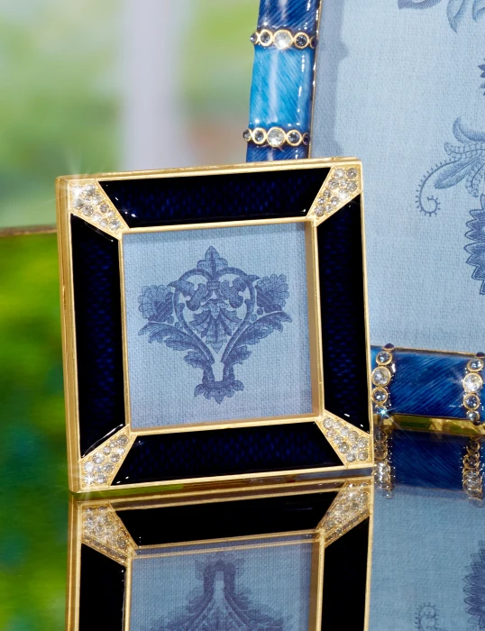 Jay Strongwater Leland Pave Corner 2" Crystal Picture Frame in Delft Garden
