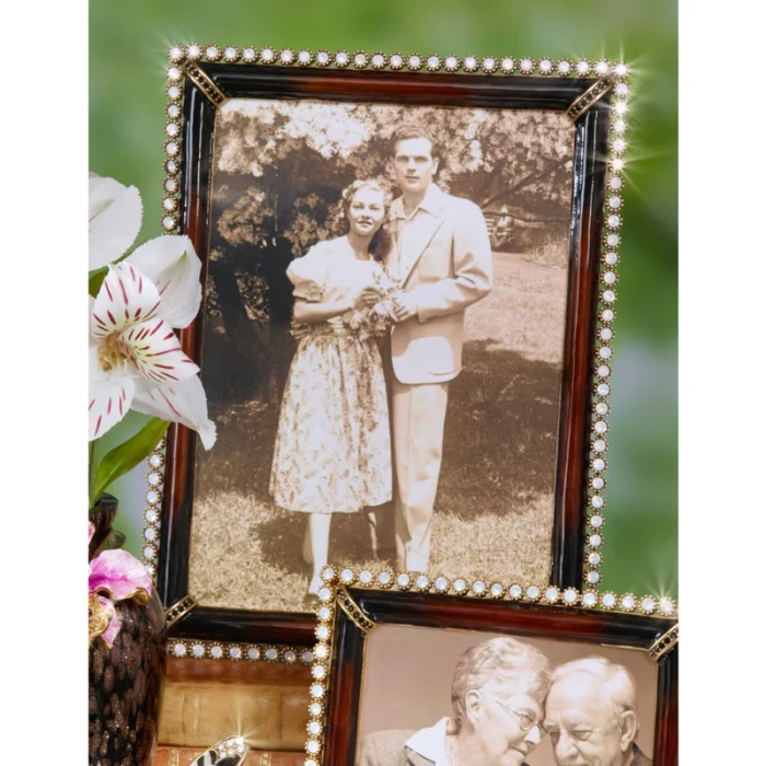 Jay Strongwater Lucas Stone Edge Safari 5" x 7" Crystal Picture Frame