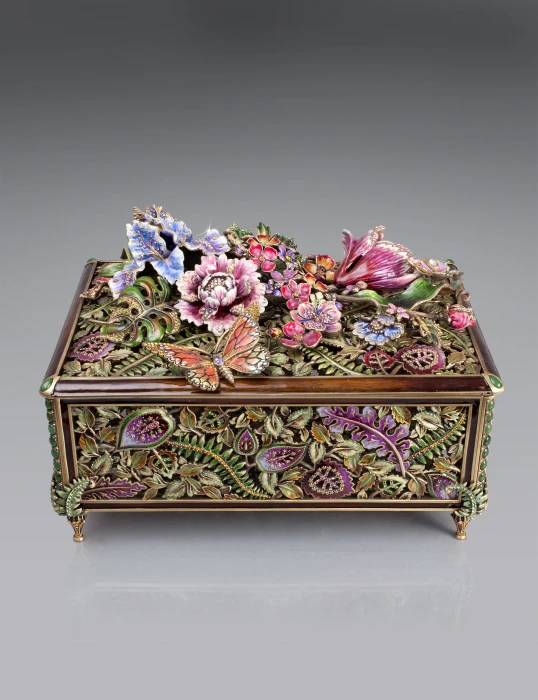 Jay Strongwater Genevieve Grand Floral Chest - Flora & Fauna