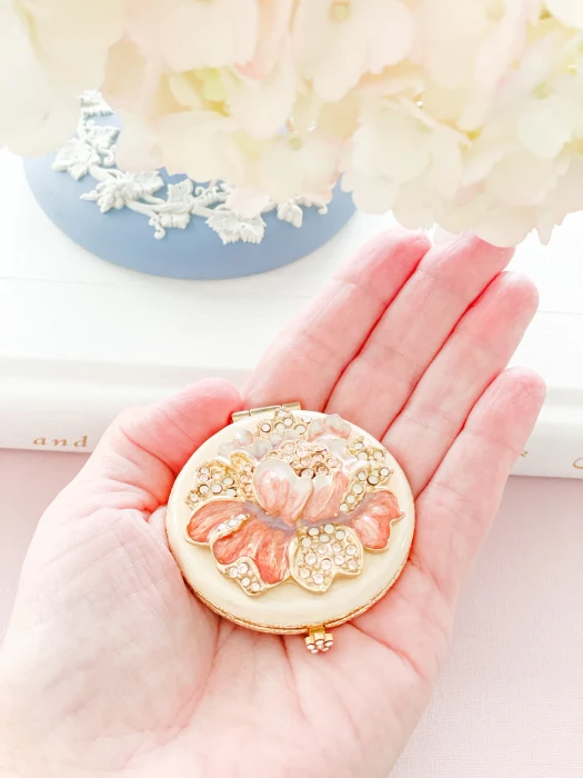 Jay Strongwater Angela Round Floral Compact