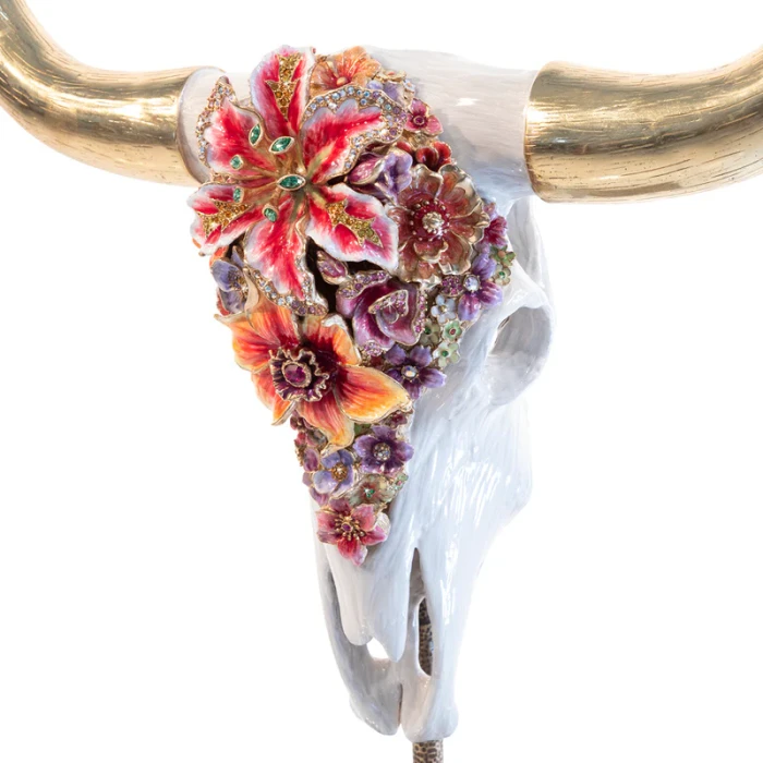 Jay Strongwater Kayden Cow Skull with Flowers Objet