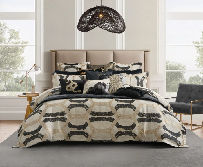 Cloud9 Design Noir Black Geometric Duvet Set