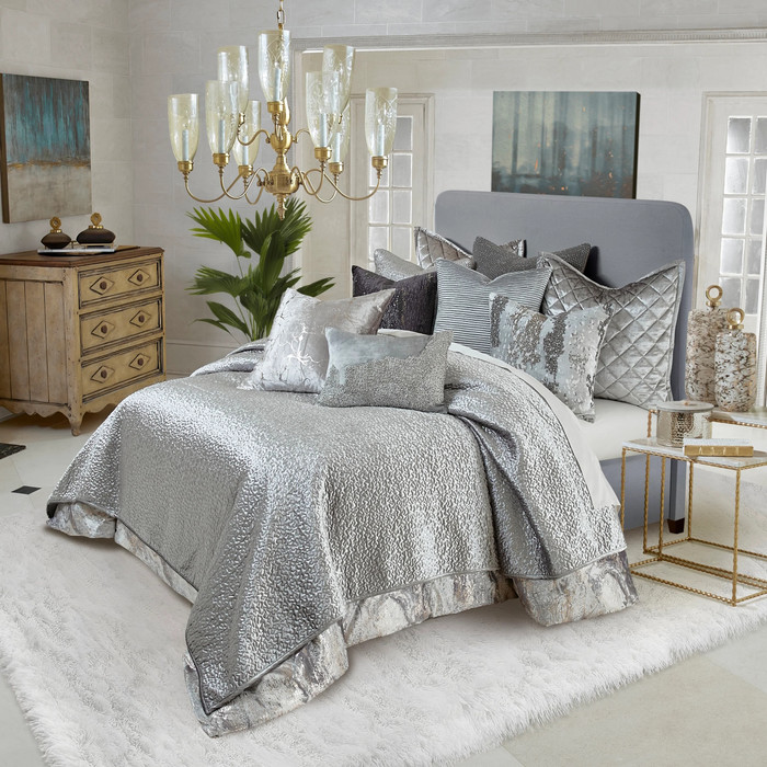 Cloud9 Design Sayra Grey Quilt Set