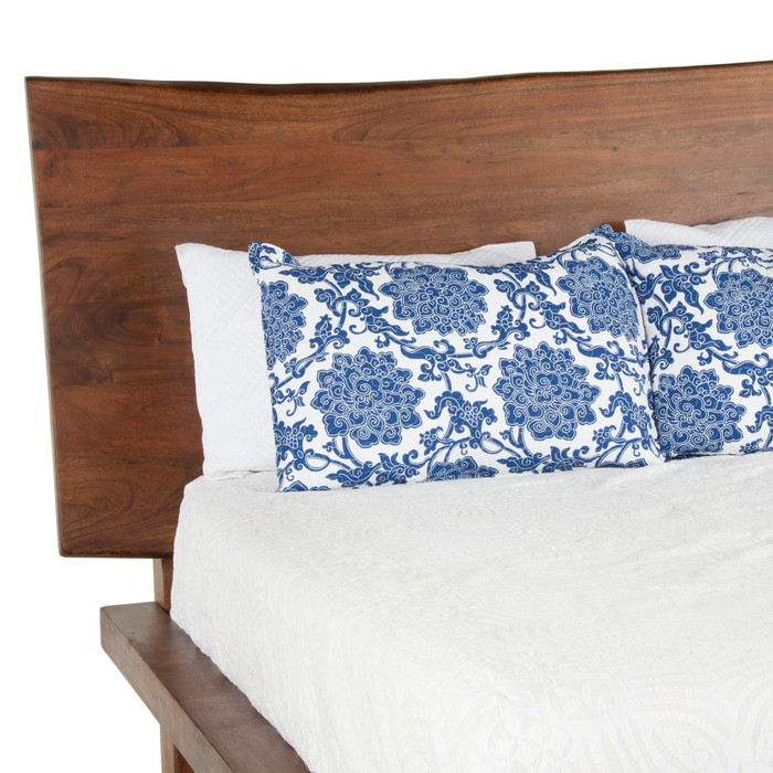 World Interiors - Nottingham Queen Bed in Walnut Finish