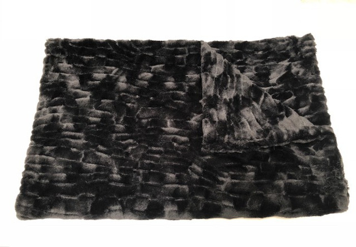 Tourance - Le Maraise Black Throw