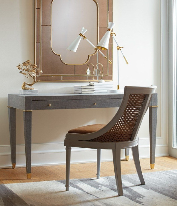Bungalow 5, Claudette Desk