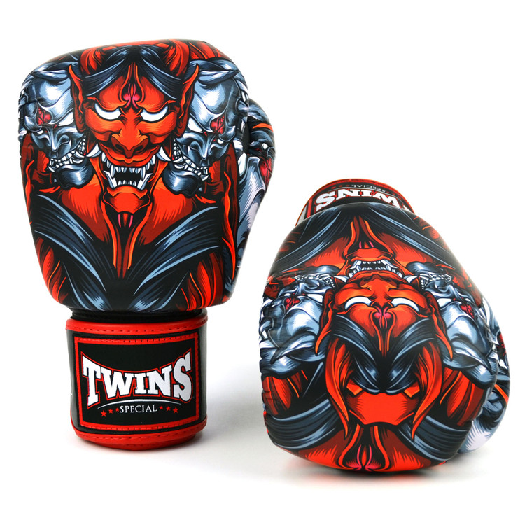 Twins Kabuki Boxing Gloves Black Red