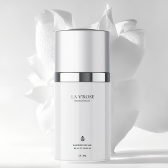 Get your skin back to its original glory with this luxurious serum that is oil-free, non-comedogenic and is powered by fortifying ceramides, Sphingolipids, and silicones that provide a restorative effect on damaged, dehydrated, or irritated skin.