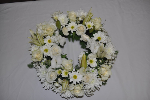 Wonderful white wreath