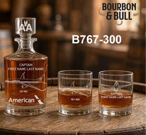 American Airlines Boeing 767-300 Pilot Whiskey Decanter Set