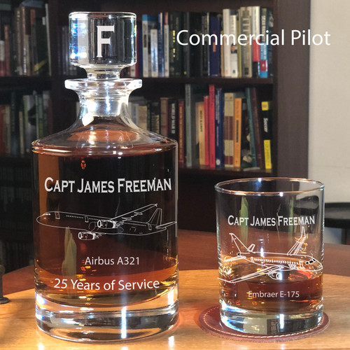 Pilot retirement gift whiskey decanter set
