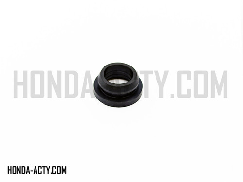 Washer Tank Bush - Honda Acty Van HH5, HH6 Models - 1999-2009 Washer Tank Bush - Honda Acty Van HH5, HH6 Models - 1999-2009