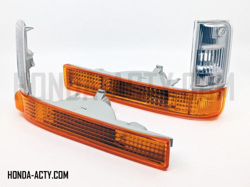 Turn Signal Lamp Assembly Set - Front, Left & Right, Amber Type - Honda Acty Van HH3, HH4 Models - 1990-1999 Turn Signal Lamp Assembly Set - Front, Left & Right, Amber Type - Honda Acty Van HH3, HH4 Models - 1990-1999