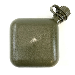 US Military Issue 2 Quart Canteen USA Made Olive Drab US Military Issue 2 Quart Canteen USA Made Olive Drab