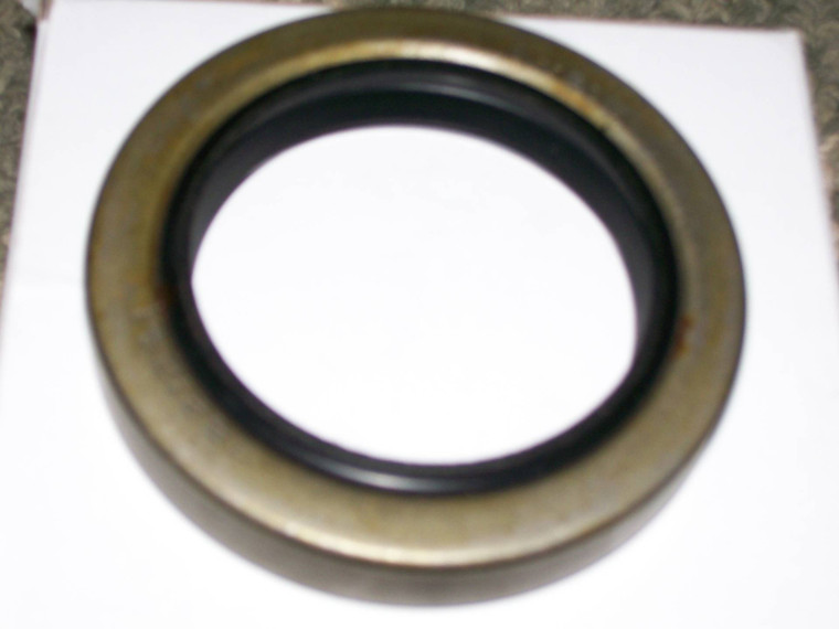 2.5 Ton Toploader, pinion seal