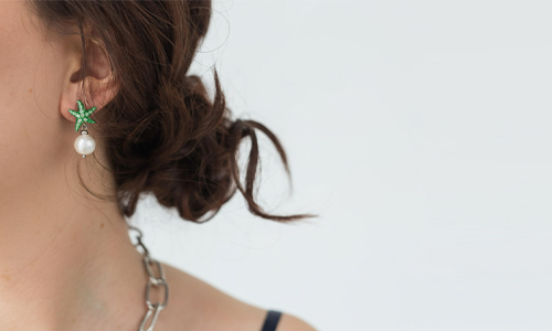 imagen servicio perforación orejas