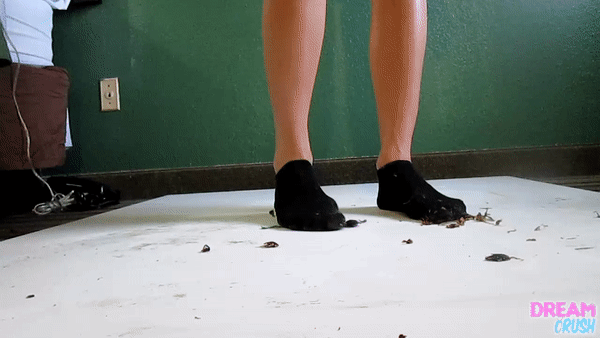 slender-strikers-norm.gif