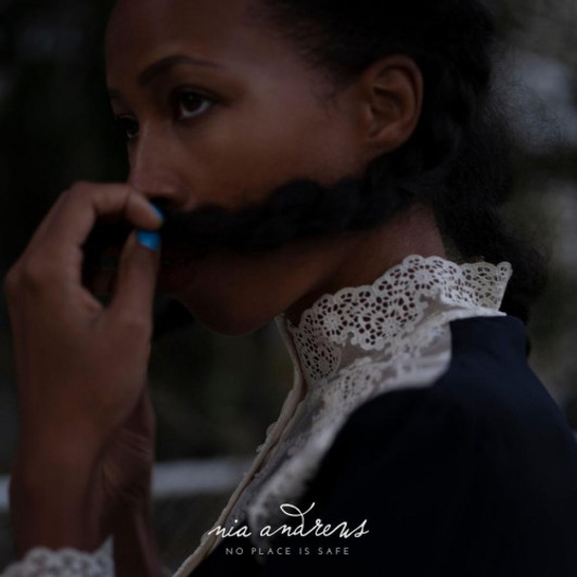 Nia Andrews - No Place Is Safe - LP Vinyl Nia Andrews - No Place Is Safe - LP Vinyl