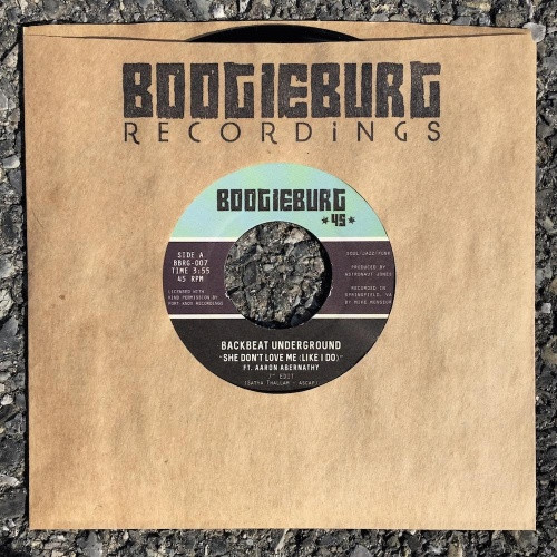 Backbeat Underground - She Don't Love Me (Like I Do) - 7" Vinyl