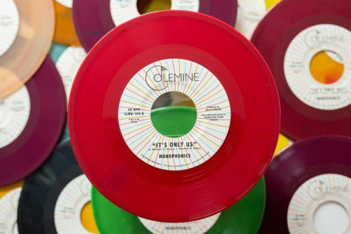 Monophonics - It's Only Us - 7" Colored Vinyl