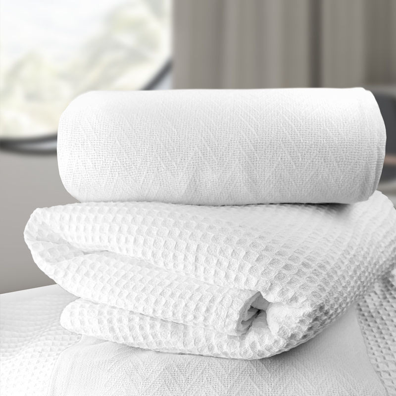 Ganesh supplier image - OXFORD JAIPUR BIG HONEYCOMB BLANKETS WHITE - parent product photo