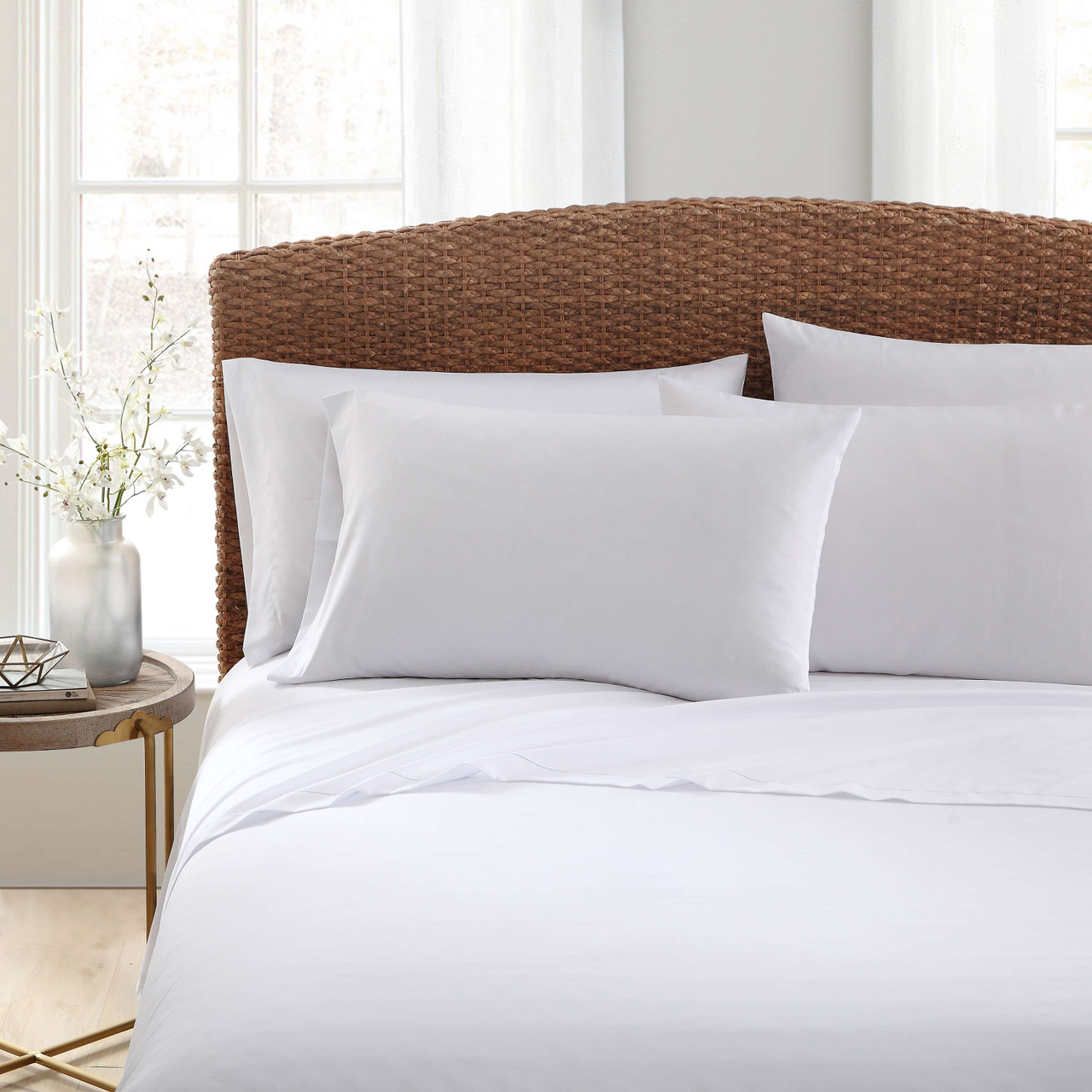1888 Mills supplier gallery image - Flourish Flat Sheet - 1888_flourish_bedding_01_fmskg2