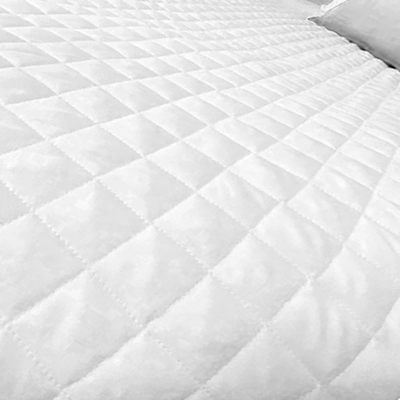 Ganesh supplier image - PT_DIAMOND QUILTED TOPPER - parent product photo