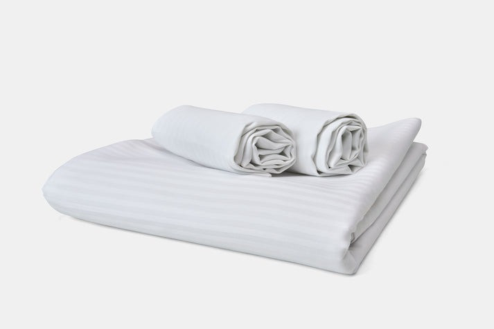 Thomaston Mills American Luxury Lineage T-310 Soft White satin stripe duvet covers