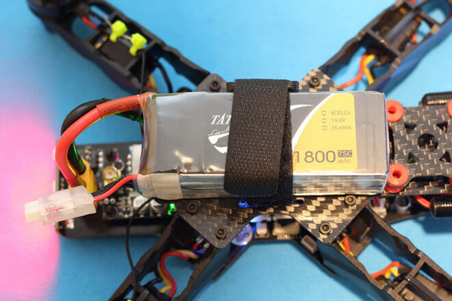 Tattu-4s-1800mah-75C-on-eachine-racer-250-pro