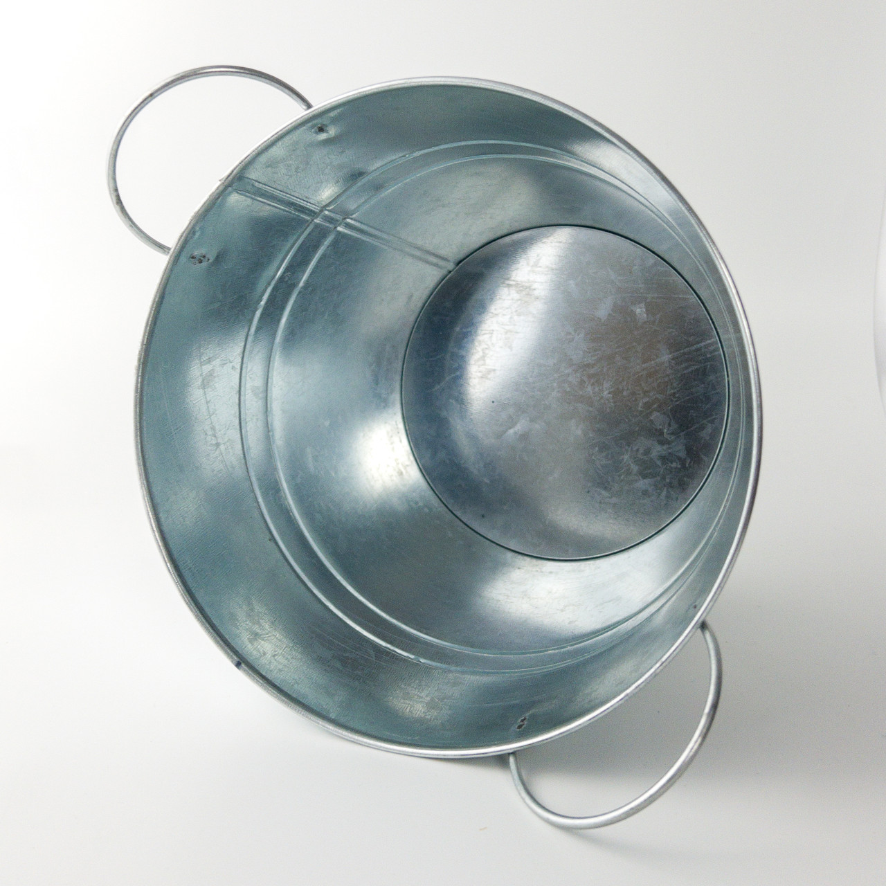 Classic Round Metal Pail with Handles Wholesale Supplier