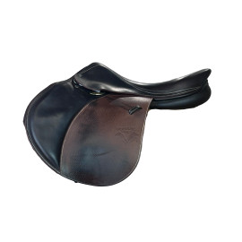 Used Voltaire Palm Beach Close Contact Saddle left side