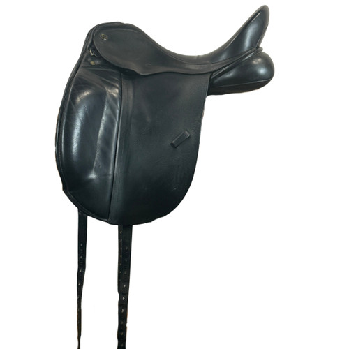 Used Trilogy Amadeo Elite Dressage Saddle left side