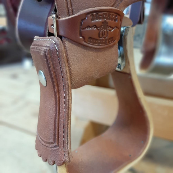McCall McLite Wade Saddle
Natural Basketweave stirrup