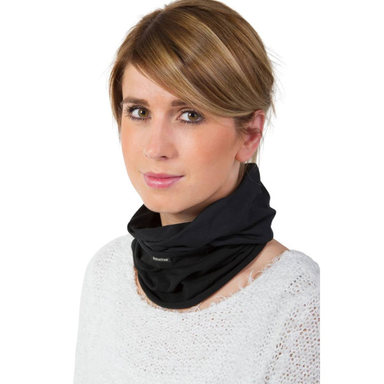Back on Track Performance Scarf IN USE